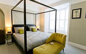 Beau Townhouse